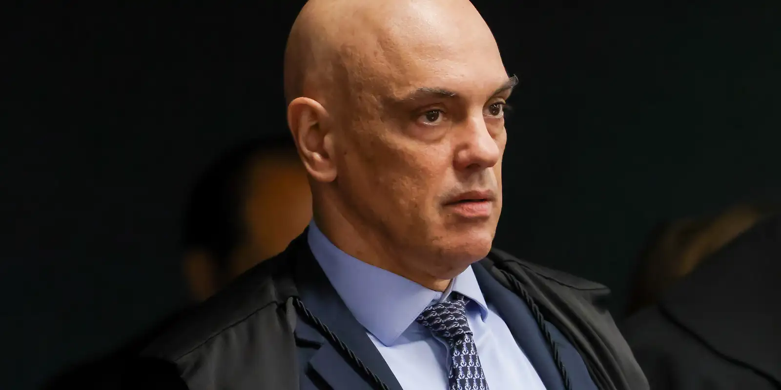 moraes-volta-a-pedir-que-pgr-se-manifeste-sobre-arma-de-bolsonaro