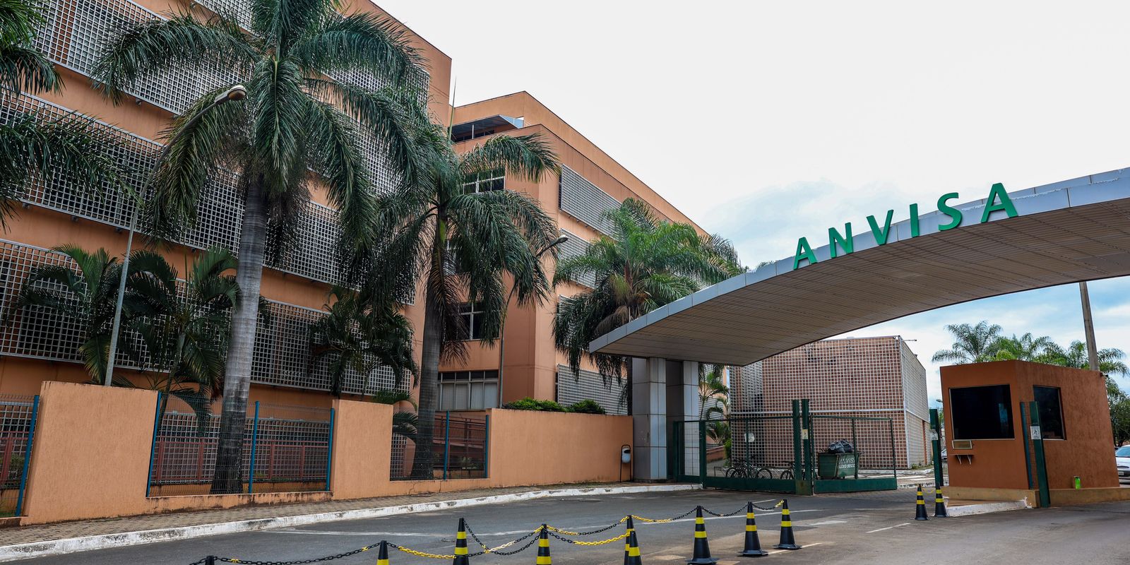 anvisa-proibe-produtos-sem-registro-que-prometiam-emagrecimento