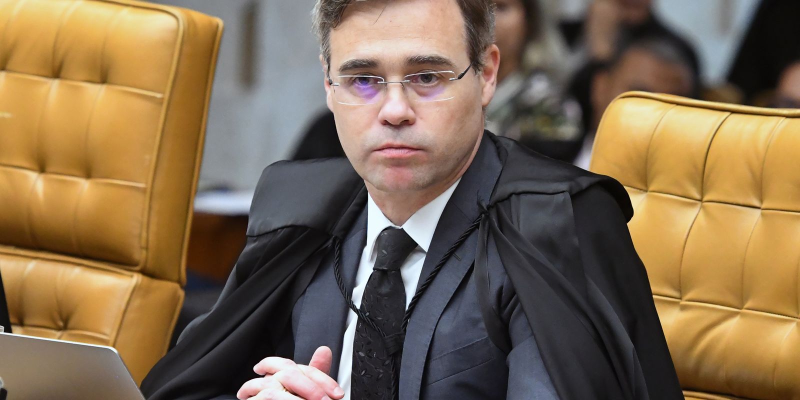 mendonca-quer-levar-ao-plenario-dialogos-atribuidos-a-vorcaro-e-moraes