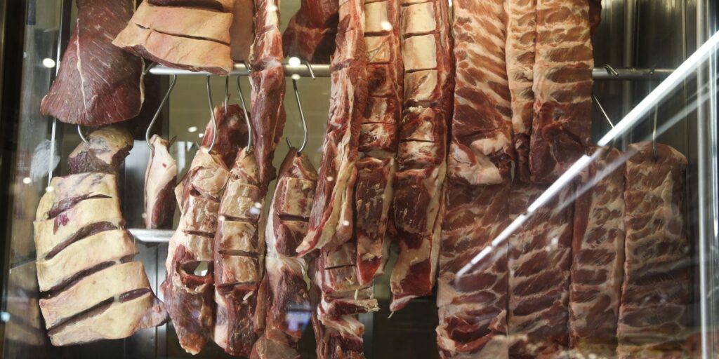 cota-chinesa-faz-exportacao-de-carne-bovina-recuar-27,1%-em-agosto