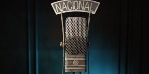 no-mundo-da-bola-recorda-momentos-epicos-do-esporte-na-radio-nacional