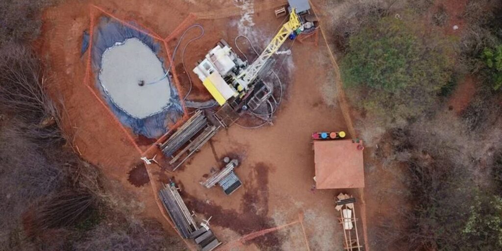 justica-federal-paralisa-atividade-de-mina-de-litio-em-minas-gerais
