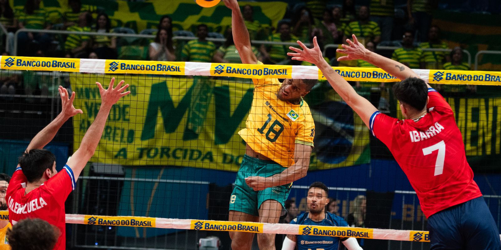 brasil-vence-chile-na-estreia-pelo-sul-americano-de-volei-masculino