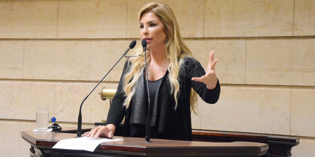 policia-prende-ex-vereadora-veronica-costa,-condenada-por-tortura