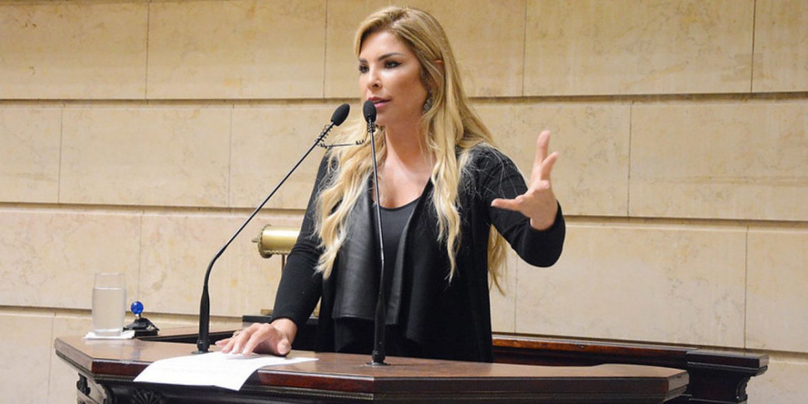 policia-prende-ex-vereadora-veronica-costa,-condenada-por-tortura
