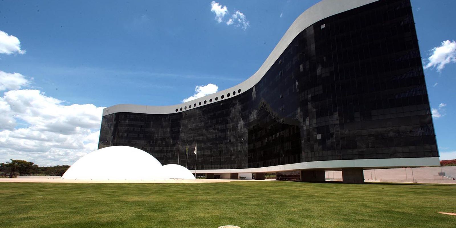 presidente-do-tse-diz-que-90%-das-urnas-estao-prontas-para-as-eleicoes
