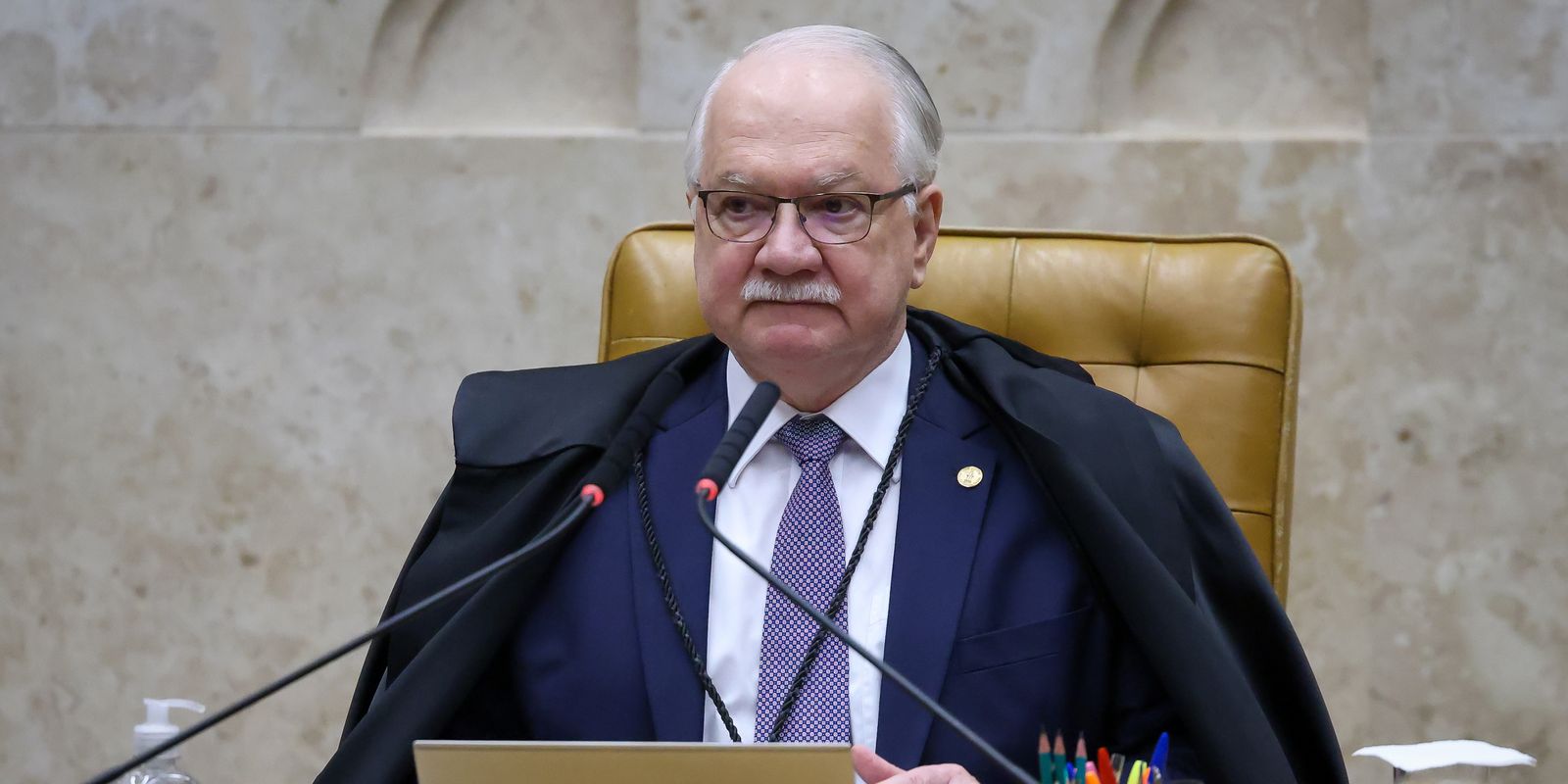 fachin-nega-pedido-para-afastar-dino-de-acoes-sobre-flavio-bolsonaro
