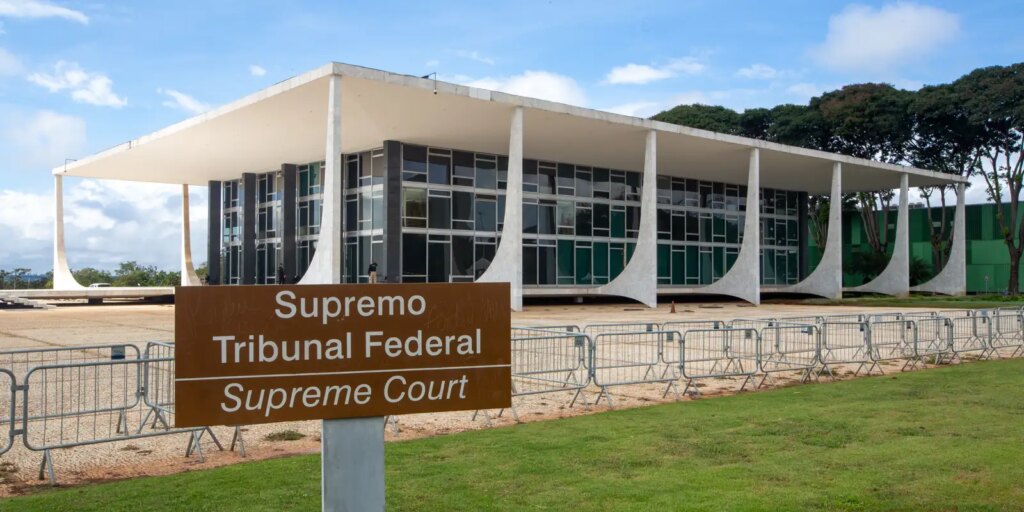homem-e-preso-ao-tentar-invadir-a-sede-do-stf-em-brasilia