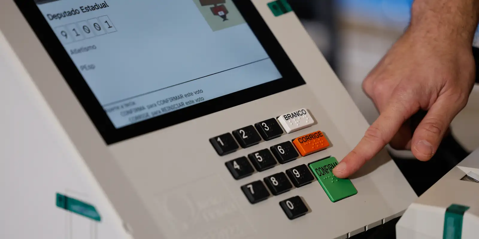 eleicoes-2026:-veja-a-ordem-de-votacao-na-urna-eletronica