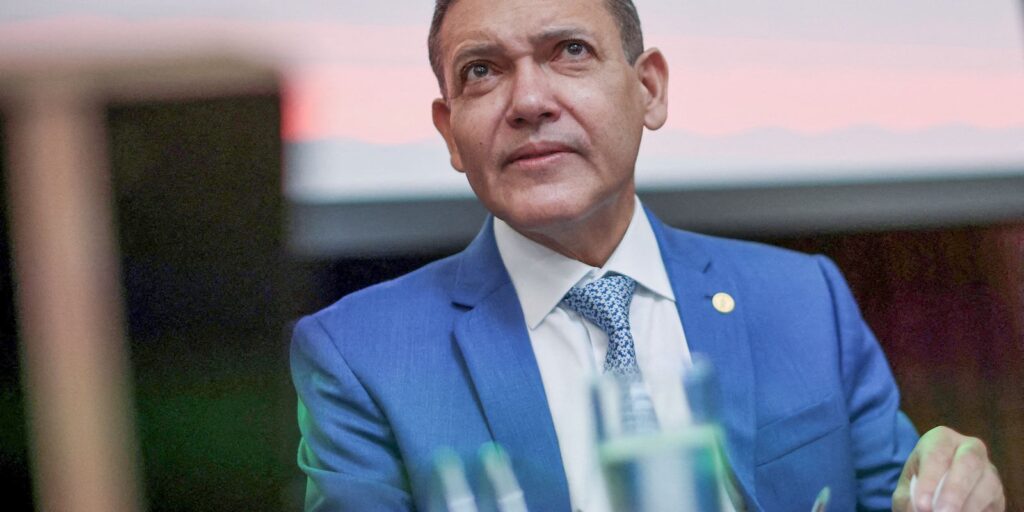 eleicao-segue-normal-e-sem-sinal-de-interferencia-externa,-diz-marques