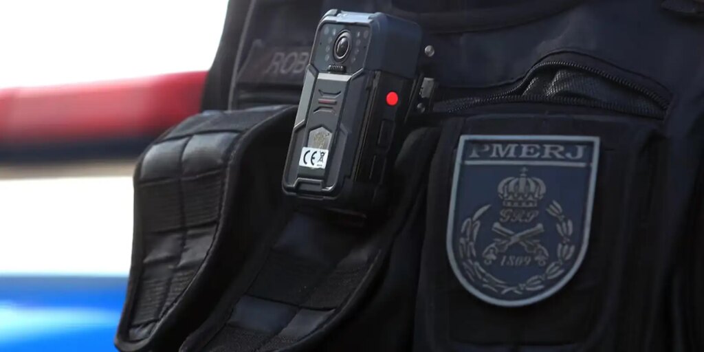 viva-maria:-estudo-analisa-eficacia-das-cameras-corporais-na-policia