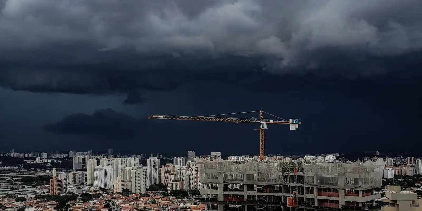 campanha-de-flavio-pede-votacao-ate-19h-por-chuvas-em-alguns-estados