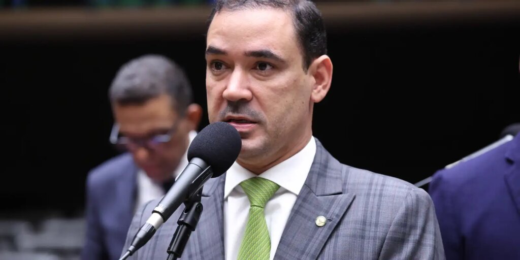 vicentinho-junior-e-eleito-governador-do-estado-do-tocantins