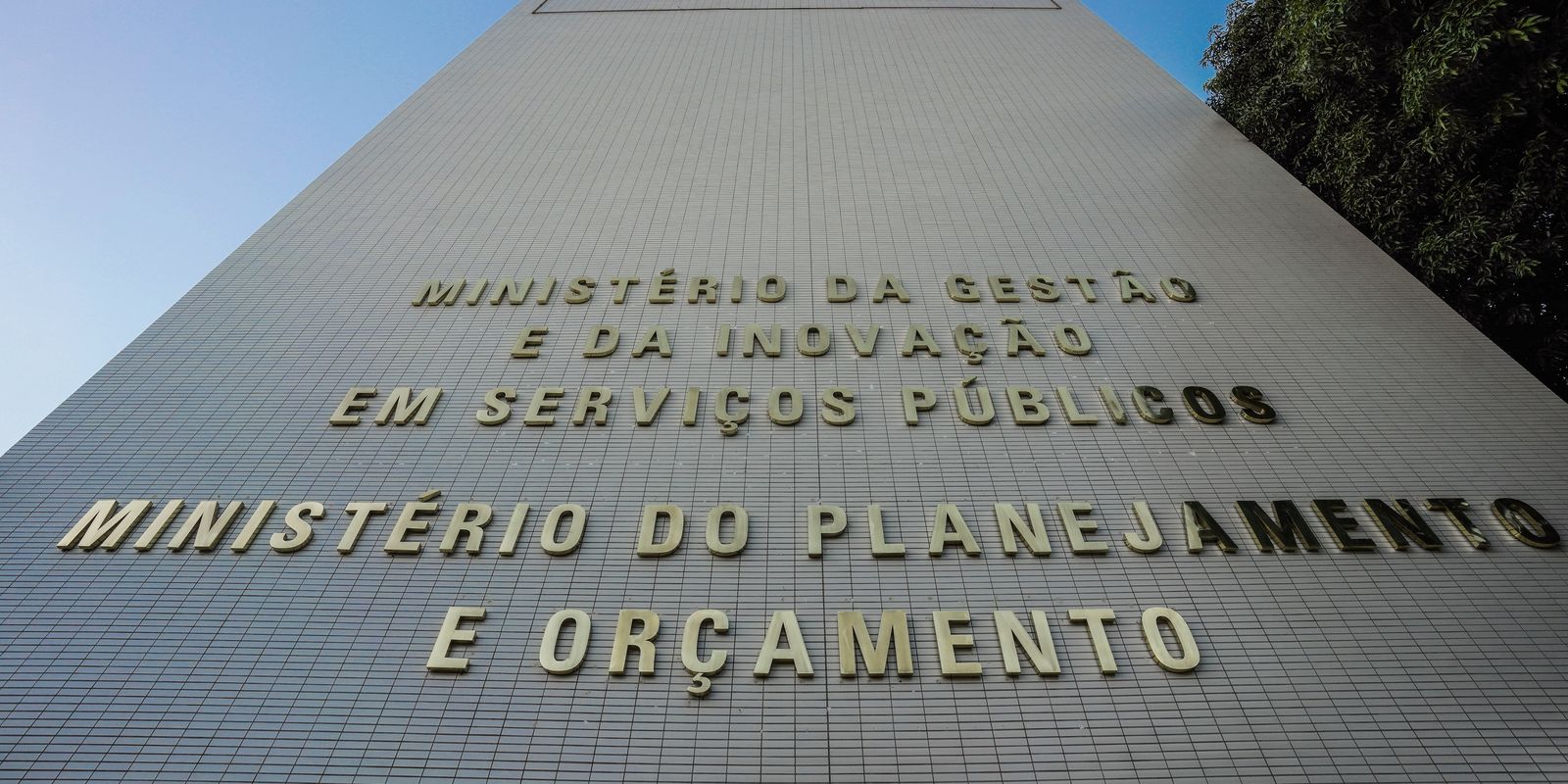 governo-libera-r$-5,2-bilhoes-para-reforcar-assistencia-social-e-saude