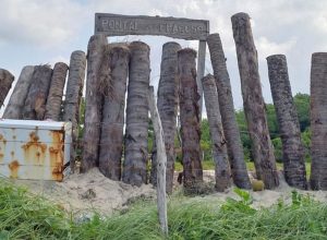 justica-manda-demolir-muro-de-570-metros-em-praia-no-sul-da-bahia