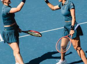dupla-de-luisa-stefani-vence-mais-uma-e-vai-as-oitavas-do-us-open